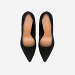 Flattered - Charlie musta mokka