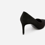 Flattered - Charlie musta mokka