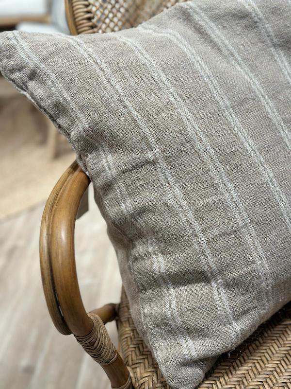 Olsson & Jensen - Manhattan tyynynpäällinen 50x50, nat/vaalea