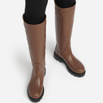 Flattered Luna caramel