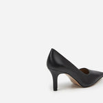 Flattered Roberta mustat korkkarit