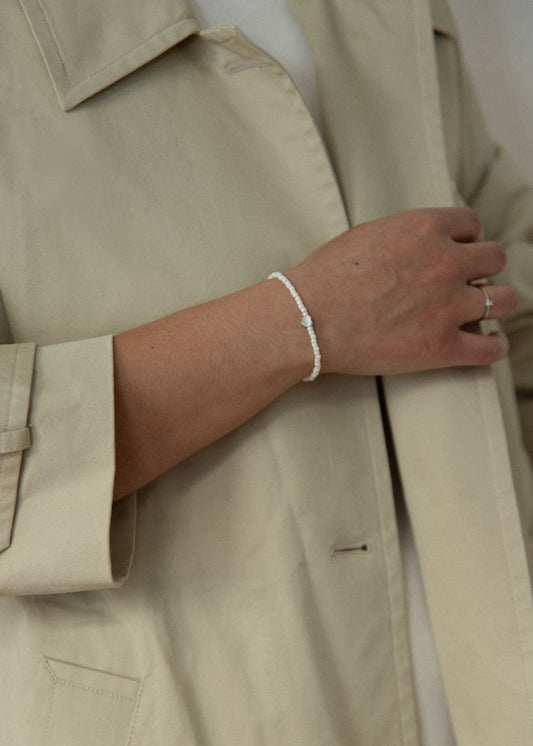 Aina rannekoru, valkoinen/hopea