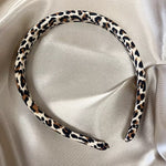 Annica Vallin - hiuspanta, light leo