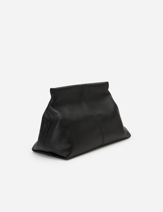Flattered - Clay Clutch nahkaa, musta