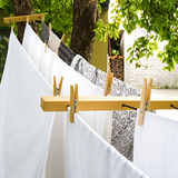 Pesuliisu - pyykkinaru mustalla narulla