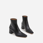 Flattered - Riley nilkkurit nahkaa, musta