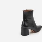 Flattered - Riley nilkkurit nahkaa, musta