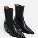 Flattered - Sandra nilkkurit nahkaa, musta