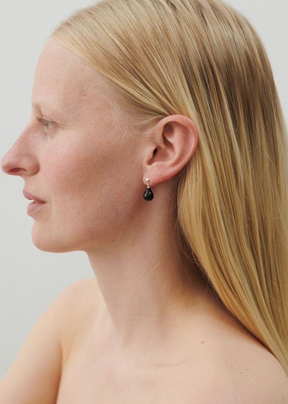 Pernille Corydon - Soft Rain korvakorut, kulta