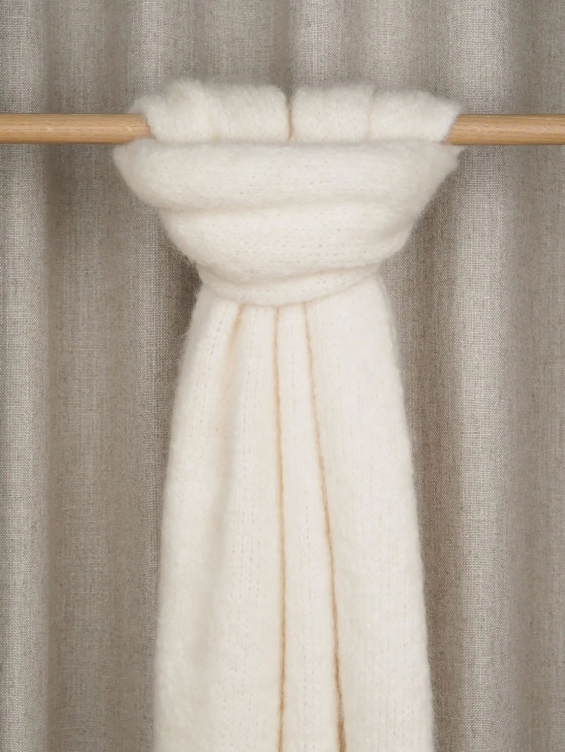Angeles paksumpi huivi, cream