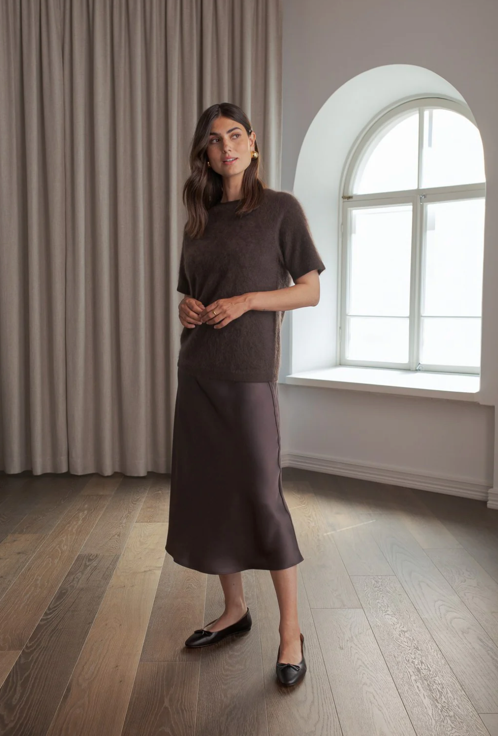 Karlie lyhythih cashmere neule, dark chocolate