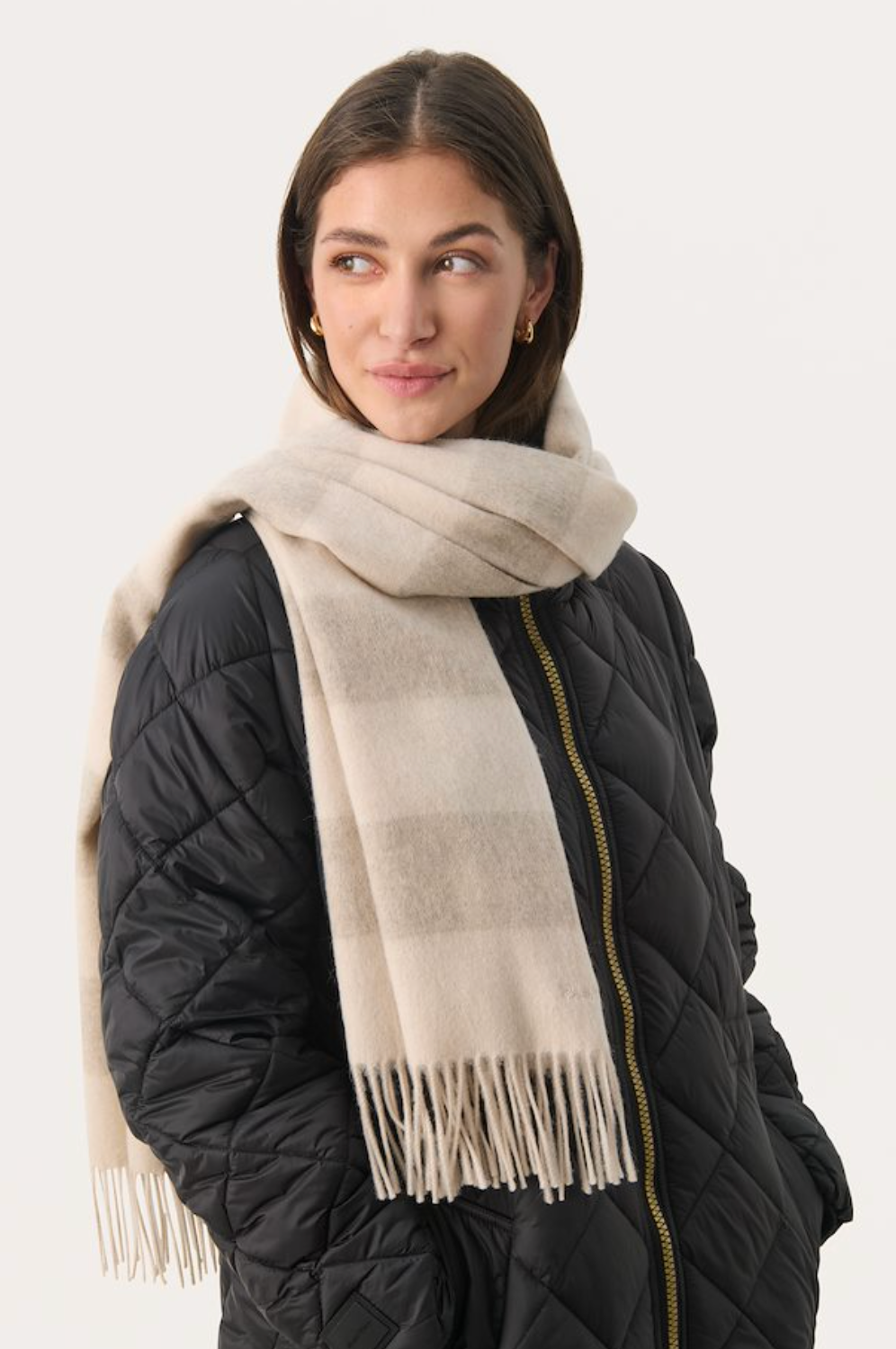 Part Two - Kitha huivi villaa, travertine stripe