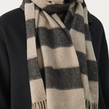 Kitha huivi villaa, black stripe