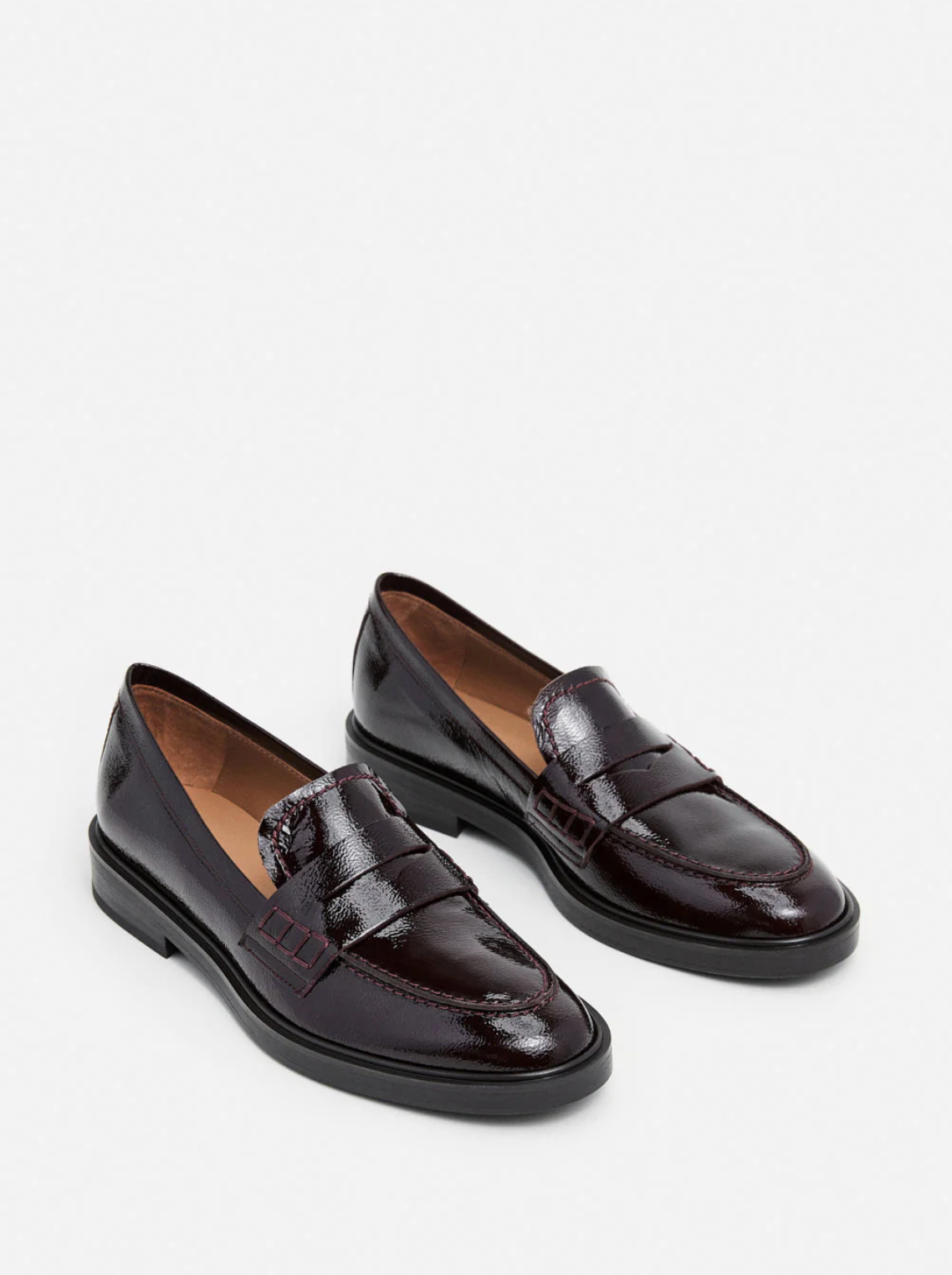 Flattered - Sara nahkaloaferit, patent burgundi