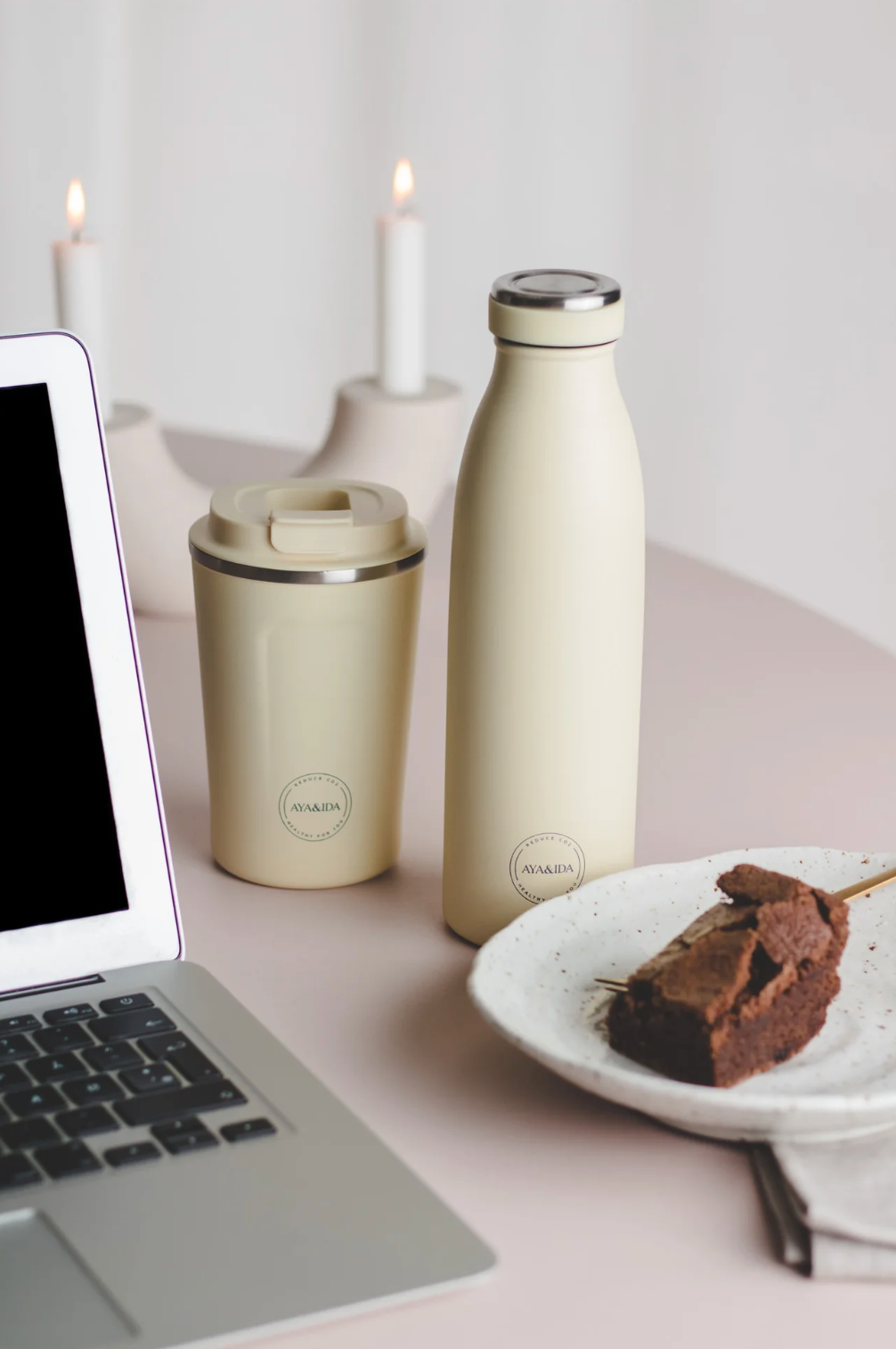 Aya&Ida Cup2Go termosmuki 380 ml, Butter Yellow