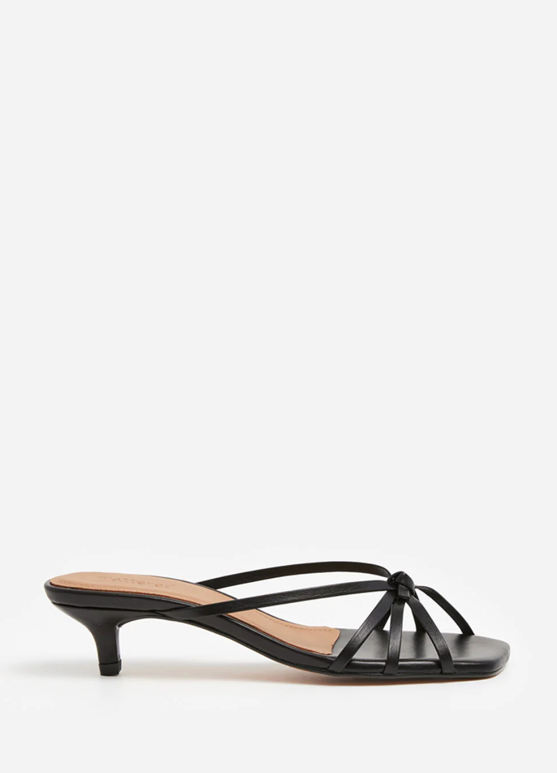 Eunisa pistokkaat, leather black