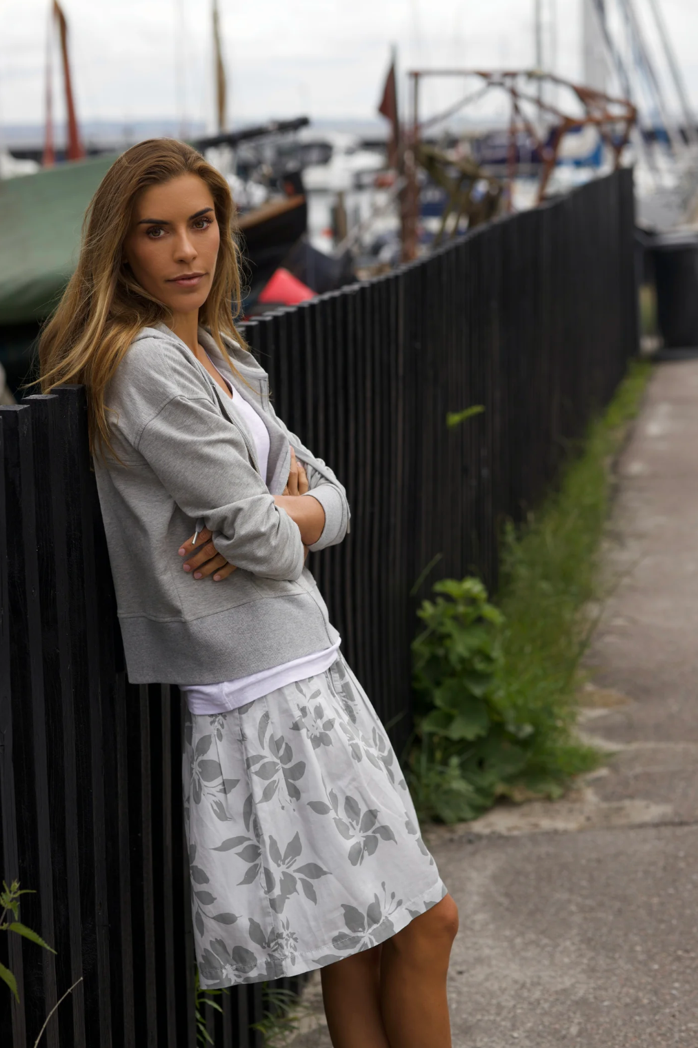 Anemone flowerprint Skirt, ultimate grey