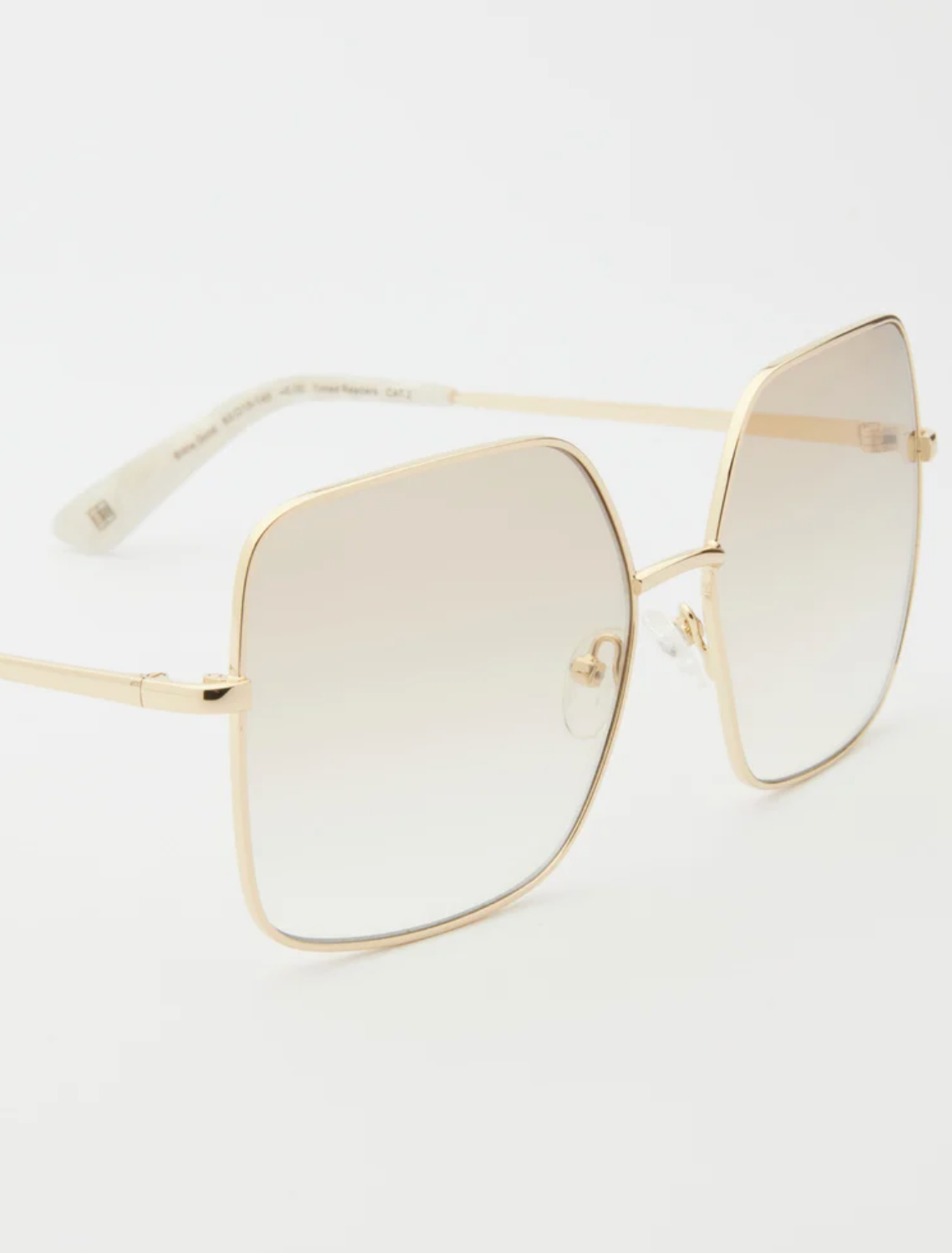 Billie gold tinted lukulasit