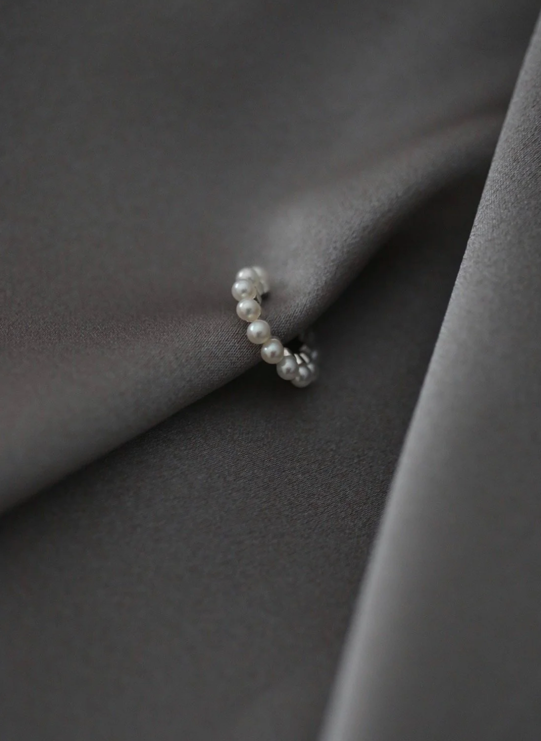 Gauhar - EAR CUFF pearl korvakoru