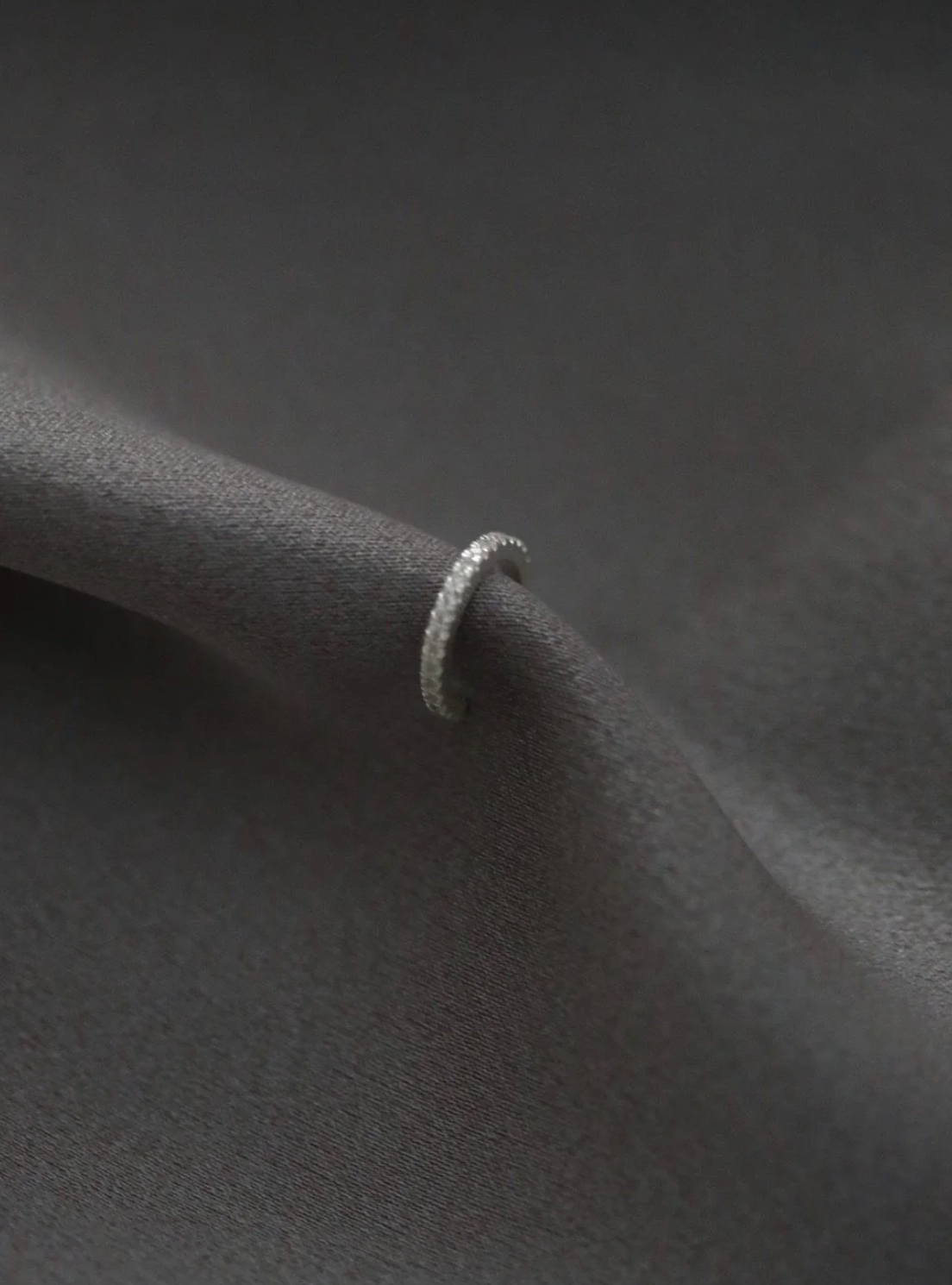 Gauhar - EAR CUFF stone korvakoru