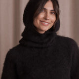 Alpakkasekoitehuppu, Black