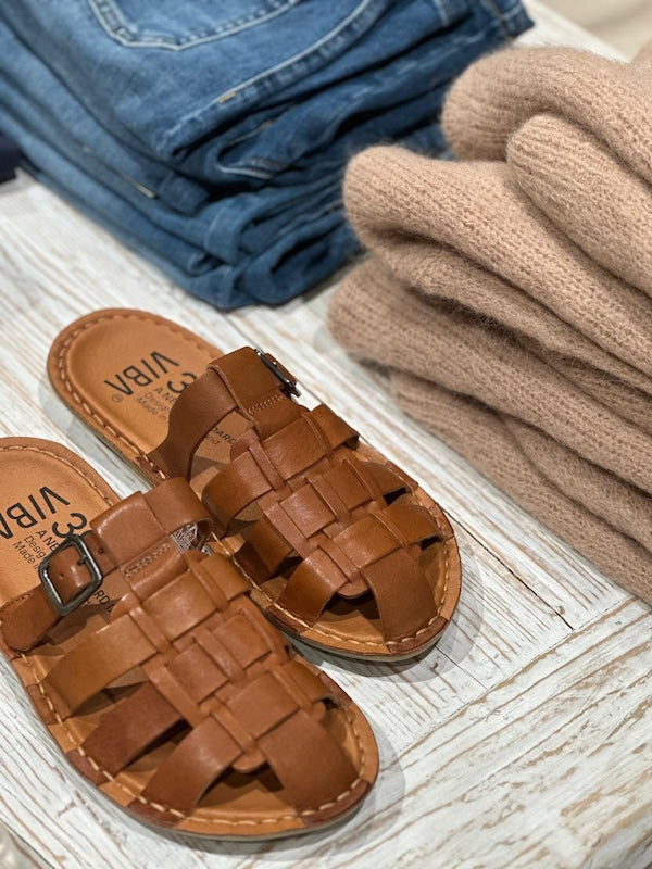 AMALFI Leather Cognac Brown