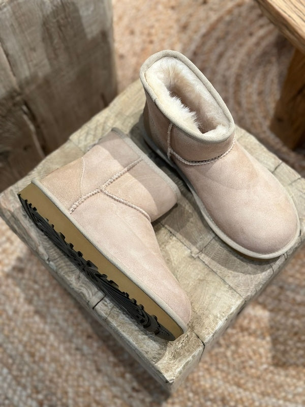 UGG - Classic mini II, sand