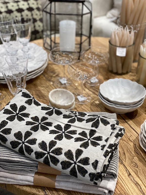 Olsson & Jensen - Eloise pöytäliina 150x300