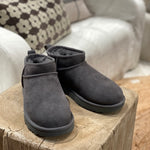 UGG - Classic ultra mini, grey
