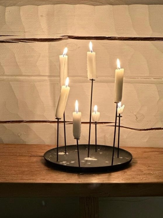 eno studio - MULTI CANDLE PIN kynttilänjalka, musta