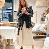 Emelie musta oversize nahkatakki