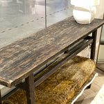 Snowdrops Copenhagen - pitkä sivupöytä hyllyllä #722, black