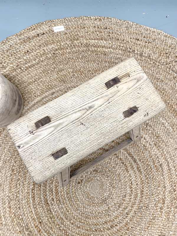 Snowdrops puinen jakkara, #840, natural