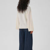 Huxi V-neck neule, Snow White