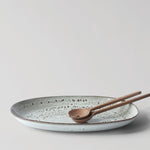 Tell Me More tarjoiluvati, L