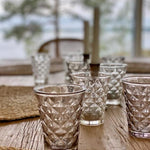 Tine K Home Facet tuikkulasi hiekka ja kirkas