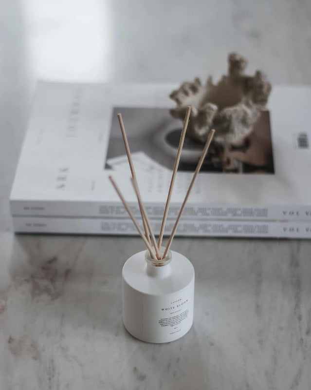 Lavliér - White Bloom Huonetuoksu 100ml