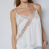Idun pitsitoppi, Off White