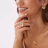 Daisy ring, Gold