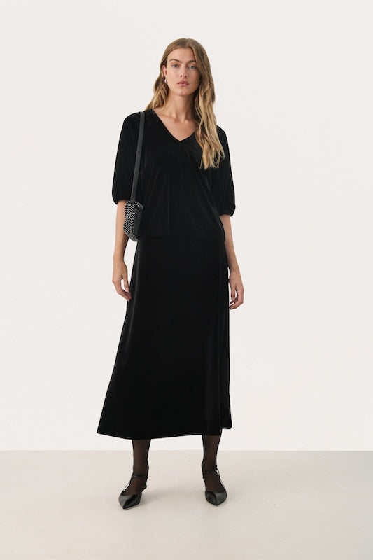 Meya hame, black