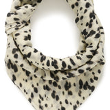 Felisia huivi, Black Dot