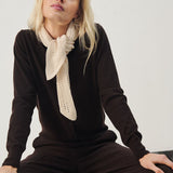 Noelani neuletakki, Mole