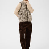 Camelie teddyliivi, Neutral Spots