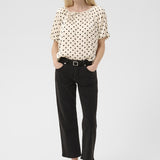 Dorthea pusero, Black Dot