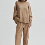 Alpha Knit pooloneule, Camel Melange