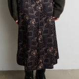 Paisley hame, Black