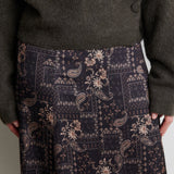 Paisley hame, Black