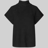 Ettas villaliivi, Black