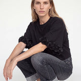 Rosette t-paita ruusuyksityiskohdilla, Black