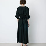 Amelia maximekko, Black